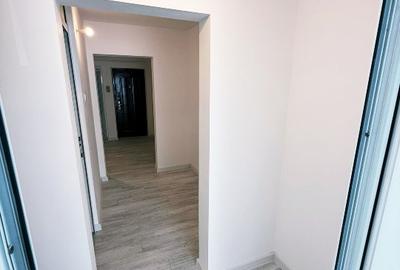 Apartament cu 3 camere decomandat în Nicolina - 10