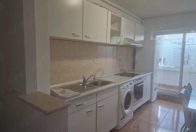 Apartament cu 3 camere decomandat în Central - 2