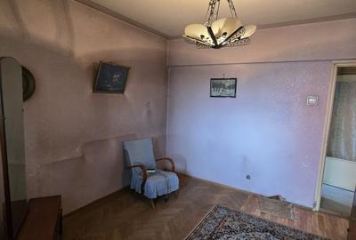 OLTENITEI-Pta SUDULUI, 2 camere, decomandate, 6/10, libere, 75000 euro OLTENITEI-Pta SUDULUI, 2 camere, decomandate, 6/10, libere, 75000 euro - 11