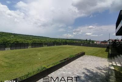 Casă cu 4 camere în Central - 2