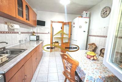 Apartament 3 camere de vanzare Bacau - 6