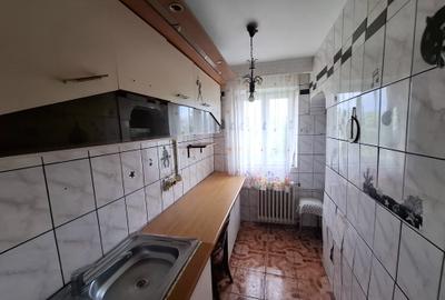 Apartament 3 camere  zona Sud - 8