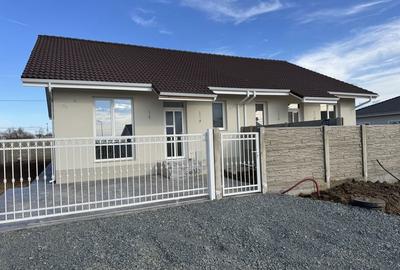 Casă cu 3 camere în Bucovăț - 4