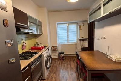 Apartament cu 2 camere, etajul 1/6, zona Tatarasi - 4