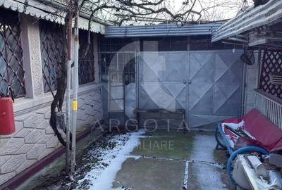Casă cu 4 camere în Ulmeni - 6