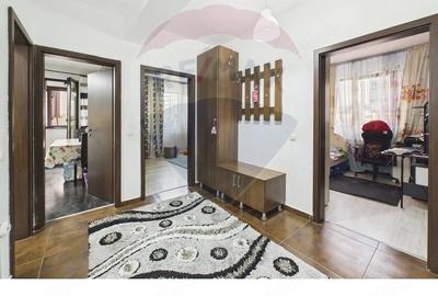 Apartament cu 3 camere decomandat în Central - 4