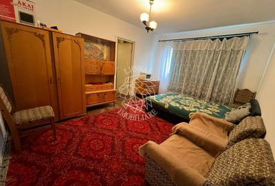 Apartament cu 2 camere semidecomandat, mobilat în Decebal - 1