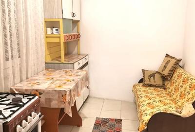 Garsoniera la curte, intrare separata, centrala proprie Sector 1, Șos. Chitilei - 5