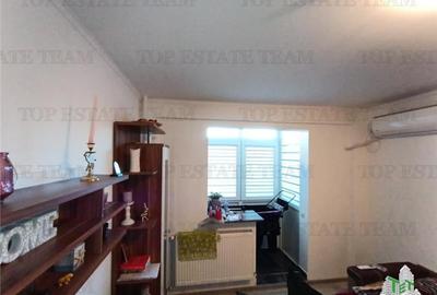 Apartament cochet cu 2 camere, etaj 2/10 situat la 5 minute de mers pe jos de st Apartament cochet cu 2 camere, etaj 2/10 situat la 5 minute de mers pe jos de st - 3