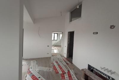 Mansarda tip Loft | 5 camere | decomandat | Metrou Gorjului - 4