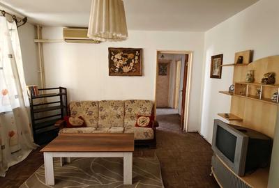 Apartament cu 3 camere semidecomandat în Teiul Doamnei - 3