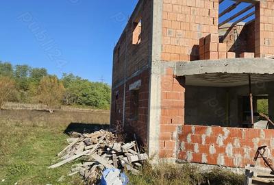 Casa de vanzare in construc?ie Casa de vanzare in construc?ie - 2