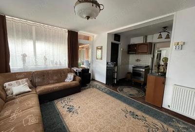 Lugoj, Casa 8 Cam., La Cheie, str. Marasesti - 1