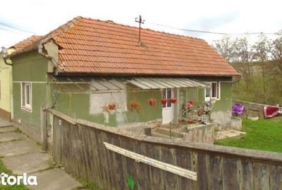 Casă cu 2 camere cu Teren 871 Mp în Central - 4