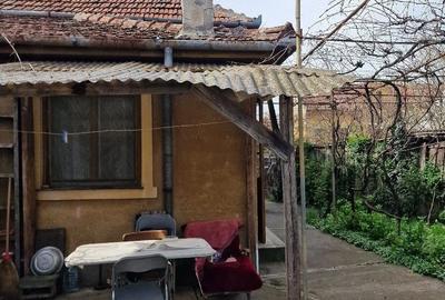 Casă cu 2 camere cu Teren 330 Mp în Lunei - 1