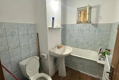 Garsonieră decomandată în Central - 2