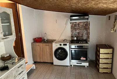 Casă cu 6 camere în Chichinețu - 5