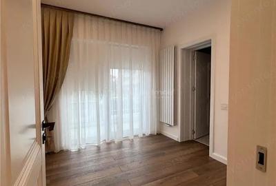 Casă cu Teren 425 Mp în Mărăști - 1