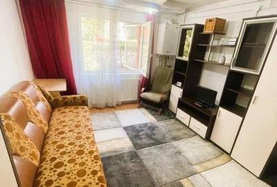 Garsoniera renovata, 22 mp, Parter, cu beci amenajat.Zona Noua - 3