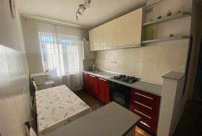 Proprietar inchiriez ap. zona Zamfirescu