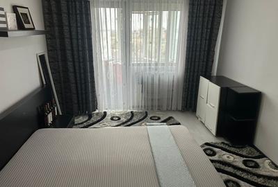 Apartament cu 3 camere semidecomandat, mobilat în Calea București - 5