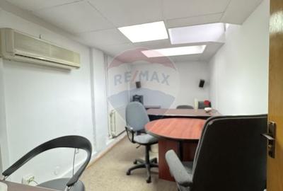 Spatiu de birouri la mansarda - Strada Parfumului Spatiu de birouri la mansarda - Strada Parfumului - 2