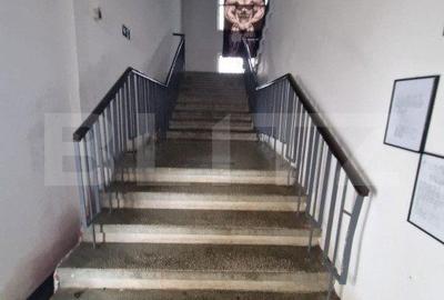 Spațiu comercial, de 581 mp, în Central - 1