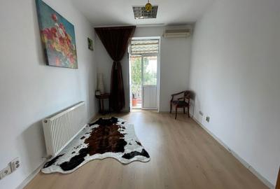 Vila solida P+1 situata in zona Eminescu - strada Vasile Lascar - 7