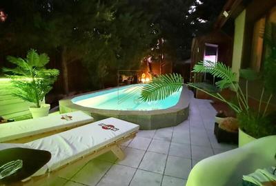 Casă individuală cu 6 camere cu Canalizare în Otopeni