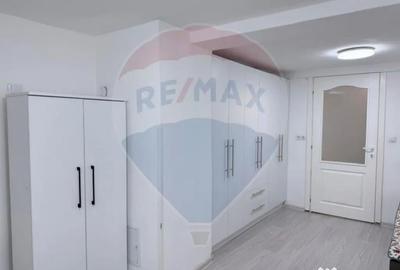 Apartament cu 3 camere decomandat în Hipodrom 1 - 5