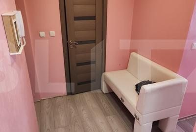 Apartament cu 3 camere, 80 mp, Calea Sever Bocu