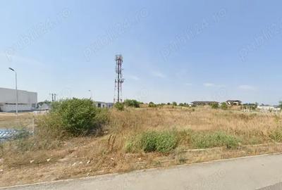 Teren de 5000 mp, în Central - 2