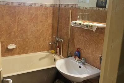 Inchiriez ap.2 camere micro1 - 1