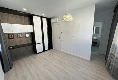 Duplex cu 5 camere cu Canalizare în Central - 6