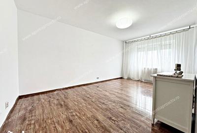 Apartament cu 3 camere decomandat în Țiglina 2 - 8