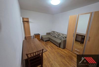 Garsonieră decomandată în Olimpia-Stadion - 2