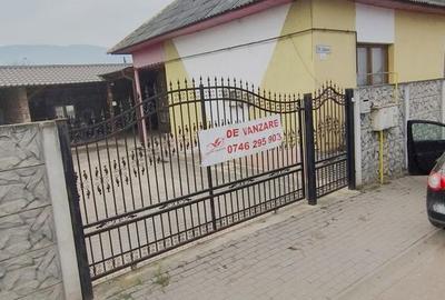 Casă cu 3 camere cu Teren 500 Mp în Micești