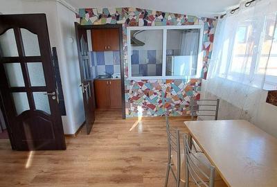 Apartament cu 3 camere semidecomandat în Central - 13