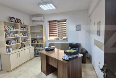 Casă cu 4 camere cu Teren 5423 Mp în Petrești - 3