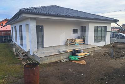 Casă individuală cu 4 camere cu Teren 405 Mp în Bod - 1