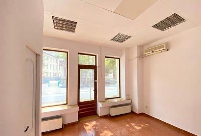 SPATIU COMERCIAL 18MP | BLD REGINA MARIA-UNIRII | IDEAL BIROU SAU MAGAZIN MIC - 1