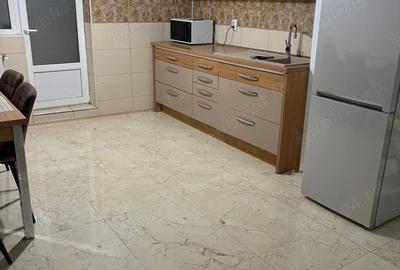 Apartament 4 camere, decomandat, loc de parcare, zona Brosteni - 8