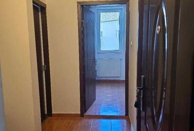 Garsonieră decomandată în Rahova - 3