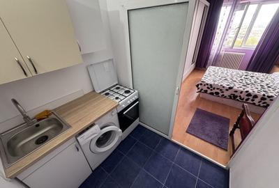 Apartament cu 2 camere semidecomandat, mobilat în Far - 4