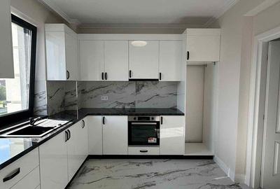 Apartament cu 3 camere semidecomandat în Central - 19