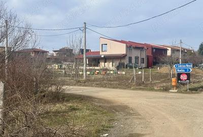 Teren de 802 mp, în Periferie - 3