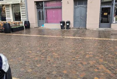 Spațiu comercial, de 63 mp, în Ultracentral - 8