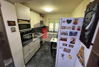 Apartament cu 3 camere decomandat în Rahova - 3