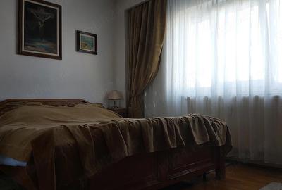 Apartament cu 4 camere decomandat în Sebastian - 2