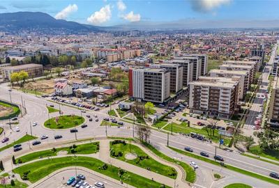 Garsonieră decomandată, mobilată în Tractorul - 1